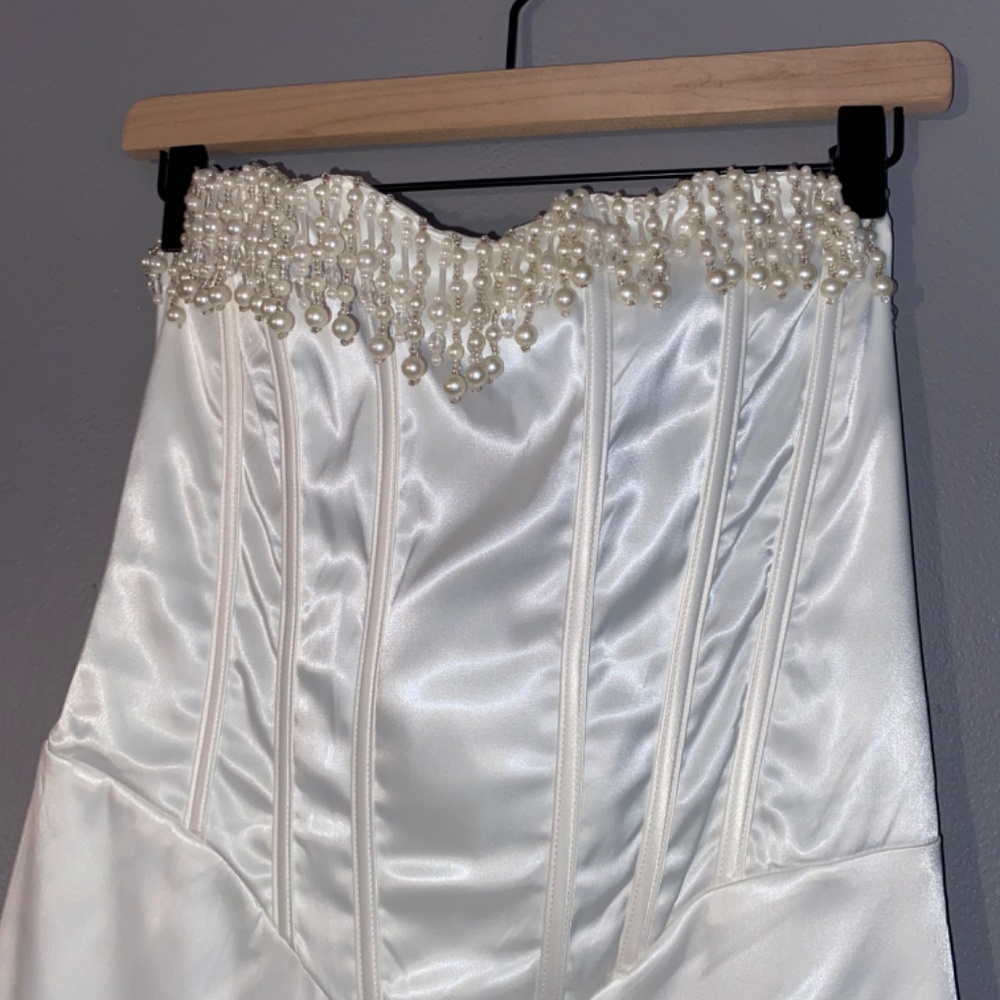 Beaded Lace-up Corset Strapless White Wedding Dress Large - Picture 7 of 14